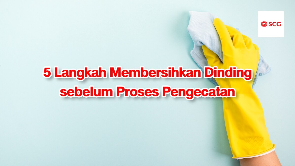 membersihkan dinding rumah