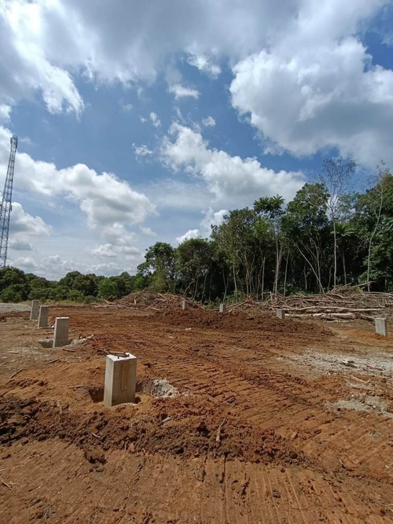 persiapan lahan untuk jalan beton