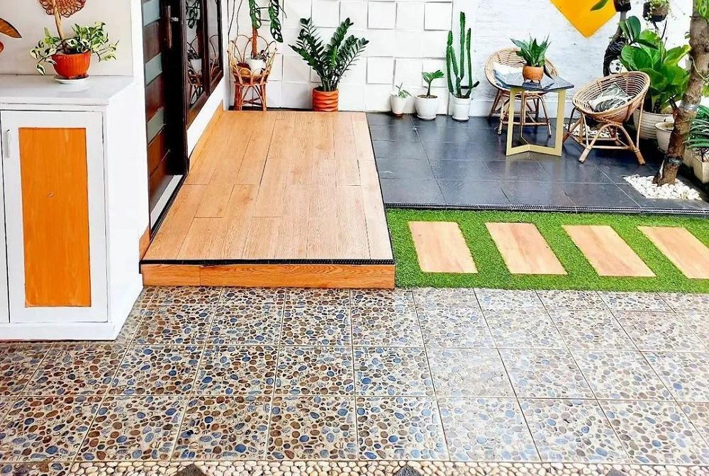 Ragam Motif Keramik Teras Depan Rumah Terbaru yang Estetik