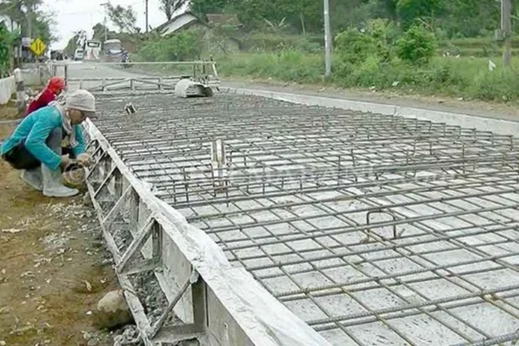 Pemasangan Bekisting dan Tulangan