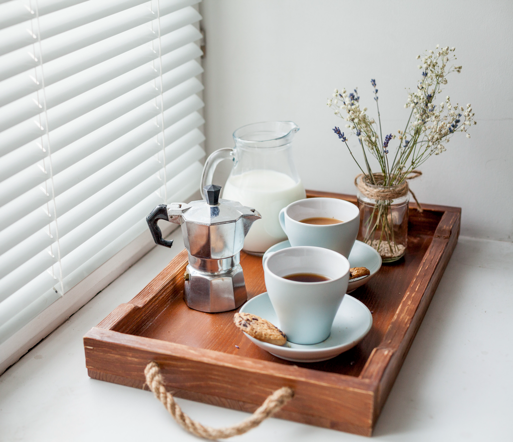 Coffee corner sederhana pada sudut rumah